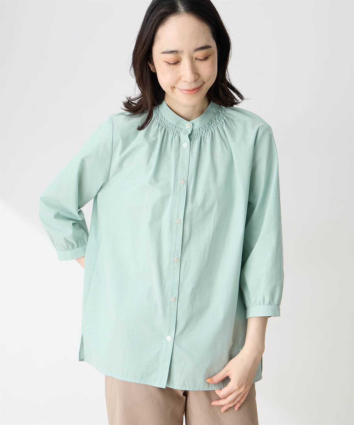 DECOY ひやさらコットンギャザーシャツ【冷感】【UVカット】【ひやさら・UVカット・オーガニックコットン】_variation_2