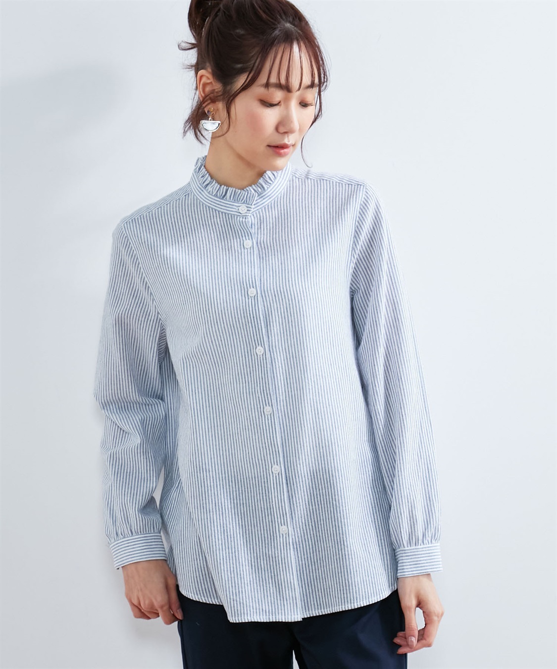 極美品♡BEARDSLEY ビアズリー 襟フリルブラウス 2024 ストライプ 極美品♡BEARDSLEY ビアズリー 襟フリルブラウス 2024