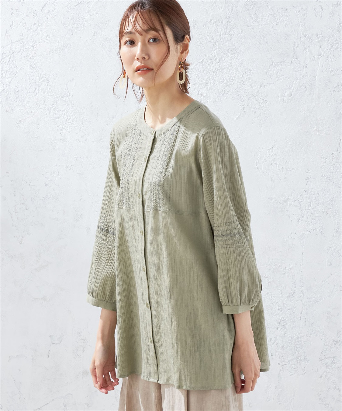 DECOY 刺しゅうブラウス_variation_1