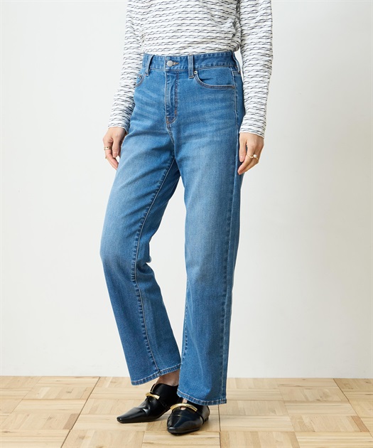 ストレッチデニムストレートパンツ