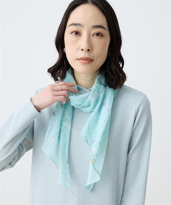 ボタニカルプリントストール(サックス-フリー)