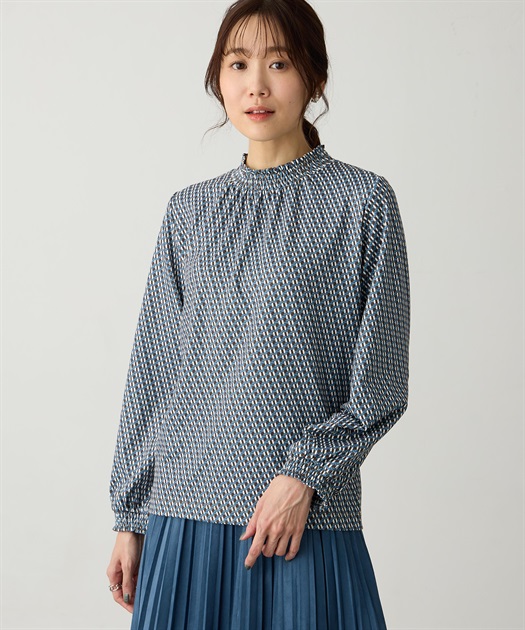 シャーリングプリントプルオーバー