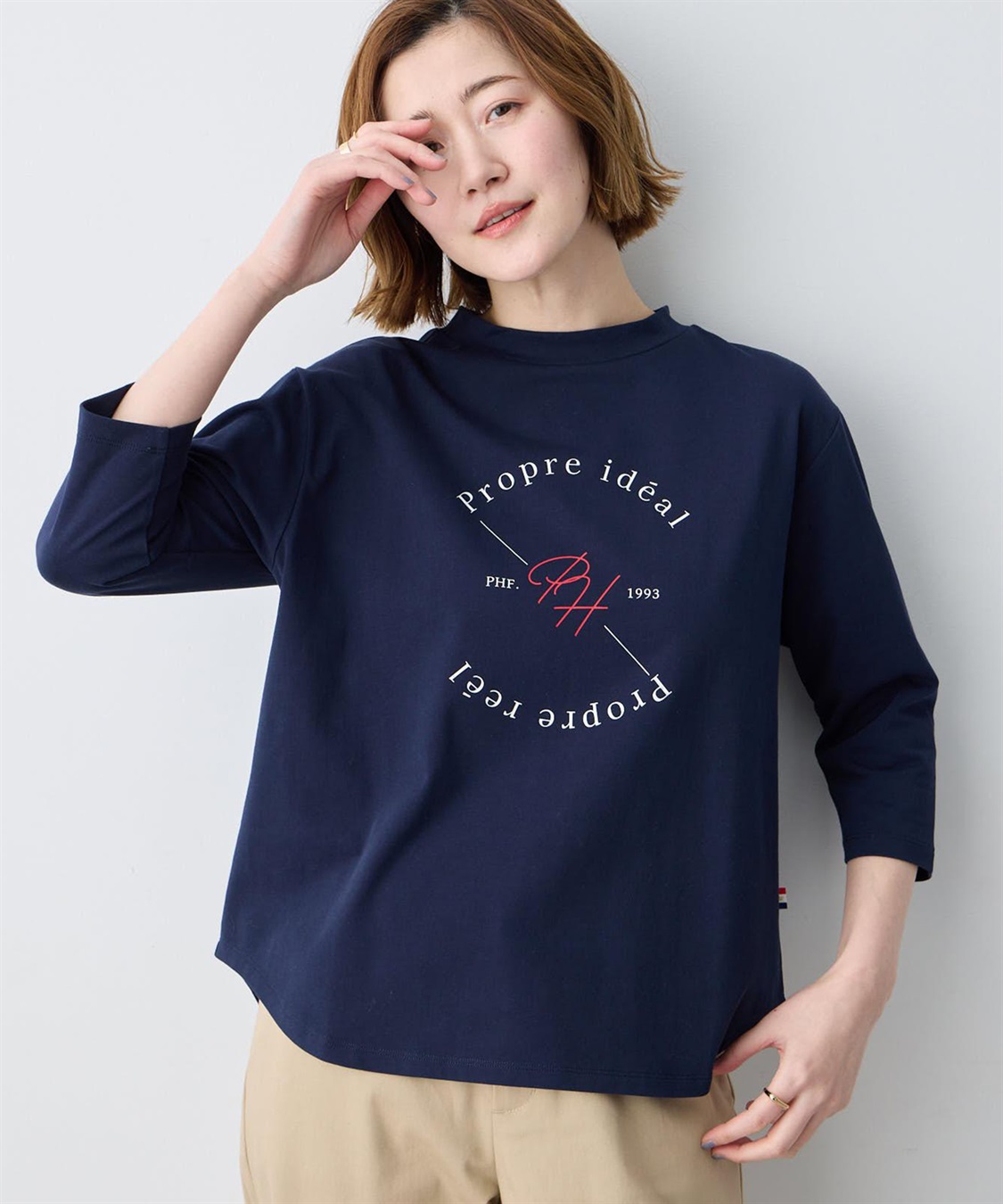 Petit Honfleur ロゴプリントモックネックＴシャツ【オーガニックコットンブレンド】_variation_2