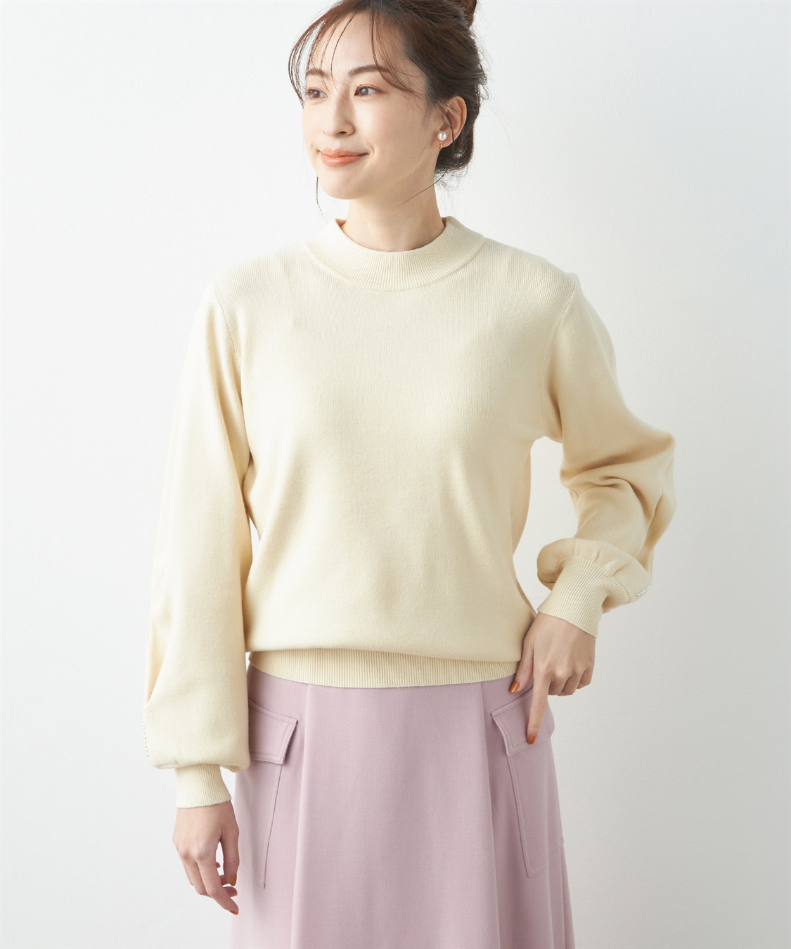 Petit Honfleur パール袖ニットプルオーバー_variation_1