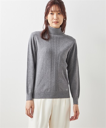 ケーブルタートルネックニットプルオーバー Petit Honfleur｜クロス