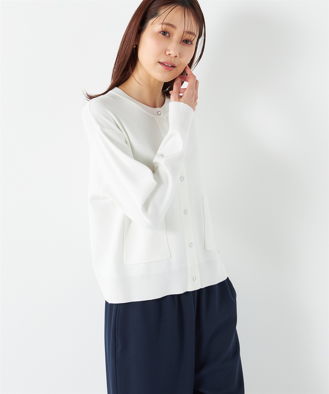 Petit Honfleur ラウンドネックカーディガン_variation_1