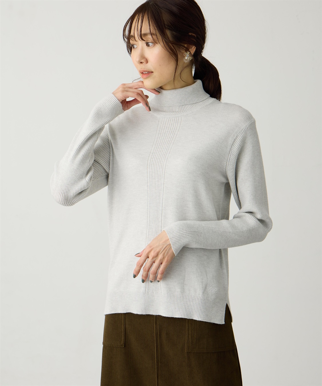 Petit Honfleur タートルネックプルオーバー_variation_1