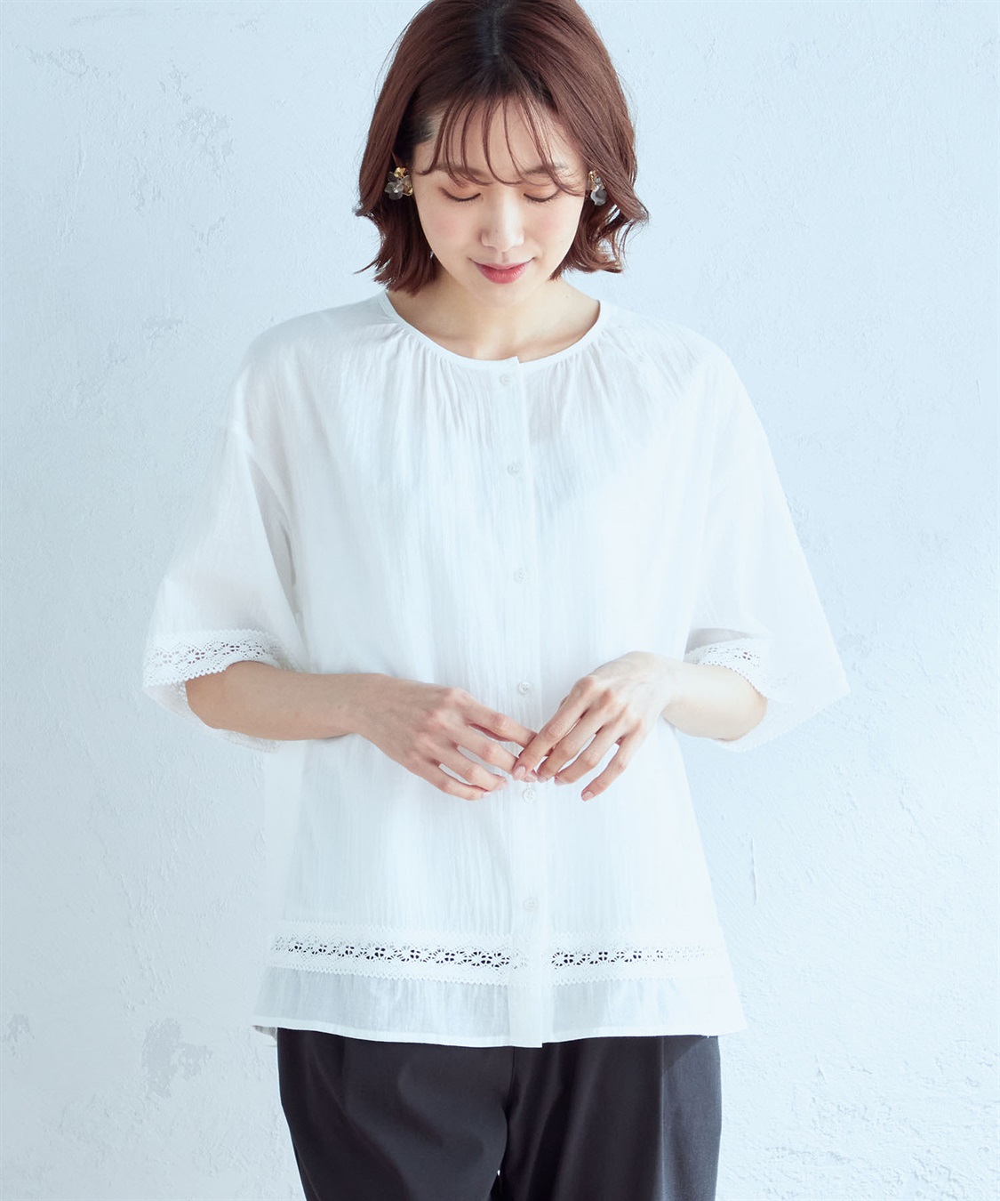 Petit Honfleur レース切替ブラウス_variation_1