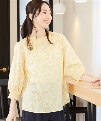 リバティプリントフリルスリーブブラウス Petit Honfleur｜クロス