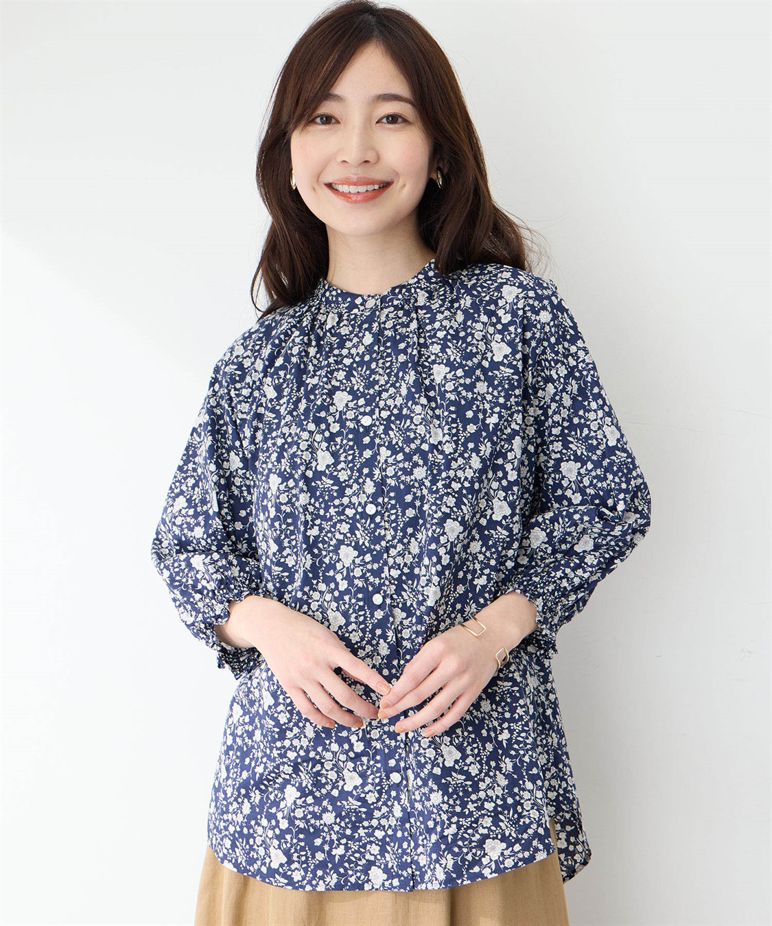 Petit Honfleur リバティプリントギャザーブラウス_variation_2