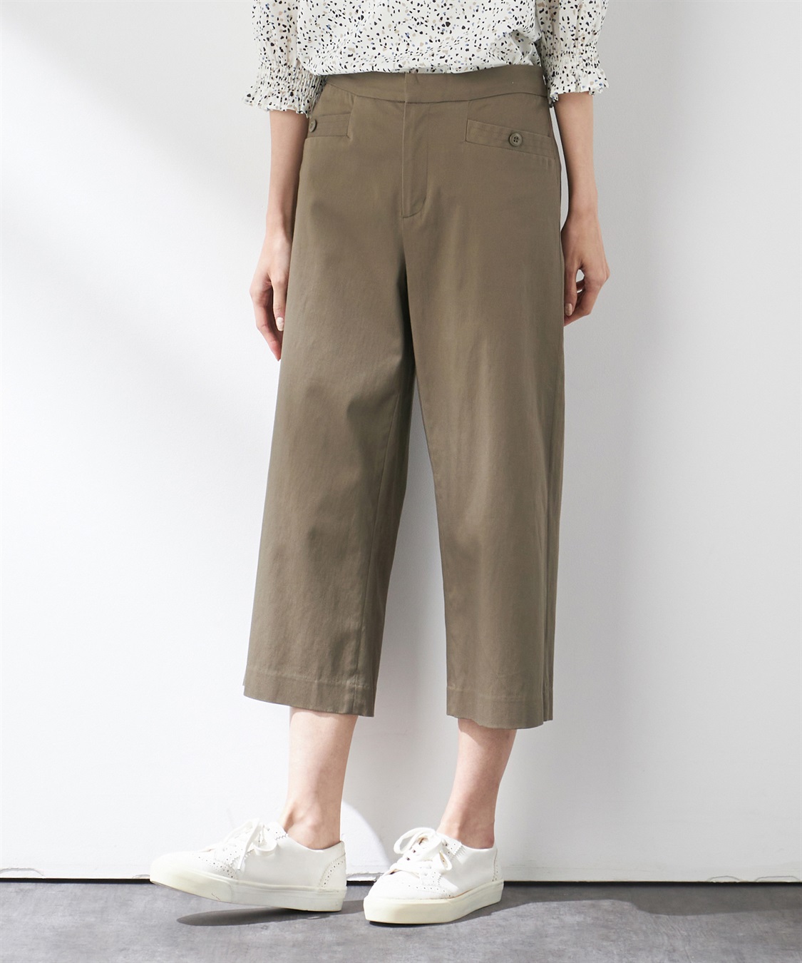 Petit Honfleur サテンストレッチワイドパンツ_variation_1