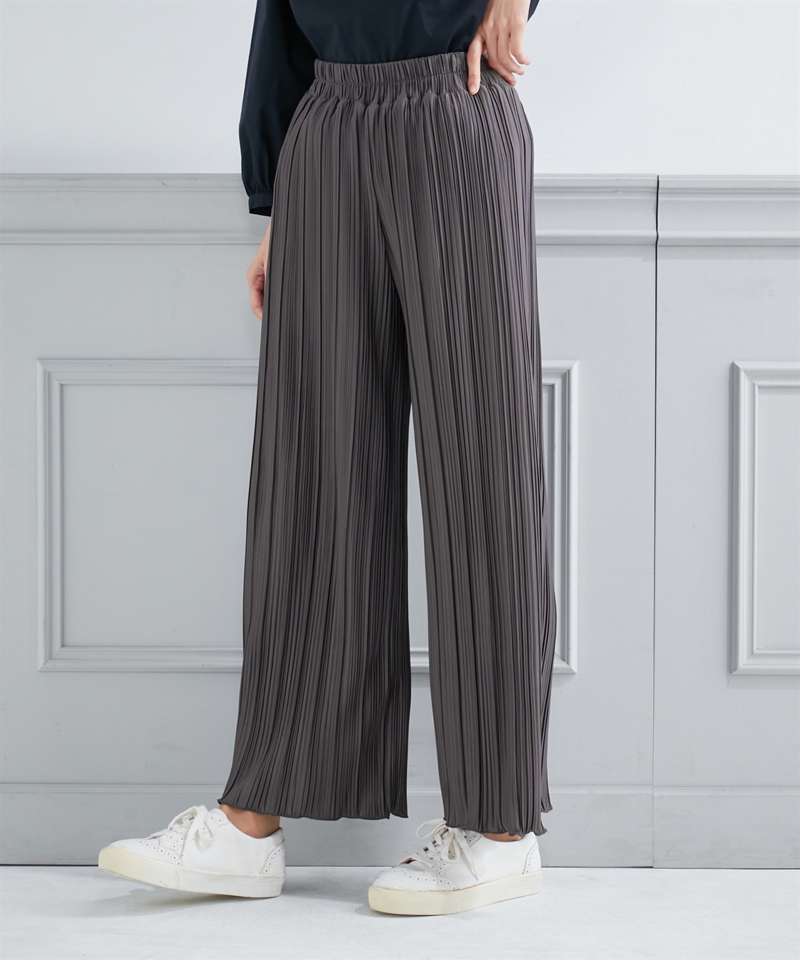 か*ぴ様 Perfume Closet #8 プリーツパンツ Mサイズ か*ぴ様 Perfume Closet #8 プリーツパンツ Mサイズ