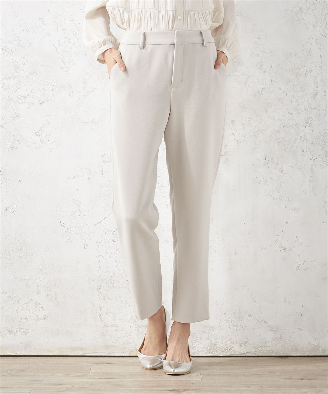 Petit Honfleur 美ラインテーパードパンツ_variation_1