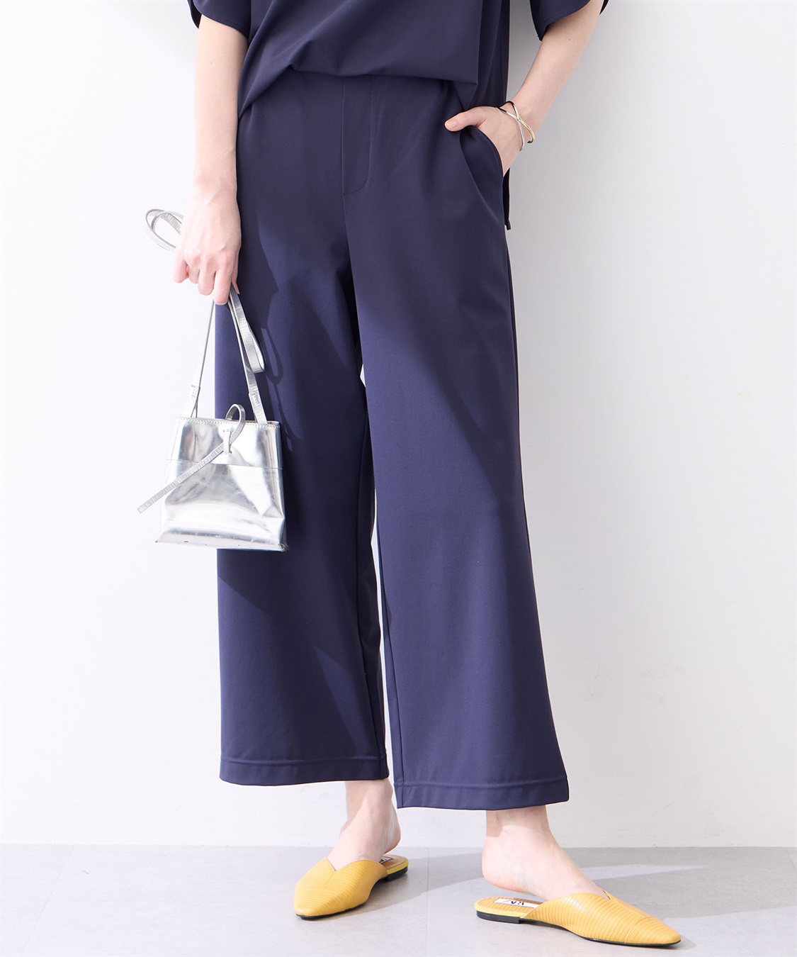 新品　モラビトブラン　カタログ掲載　濃紺パンツ　サイズ４０　¥42,900 MORABITO BLANC〉新作が入荷いたしました。 | モラビト | 大丸京都店