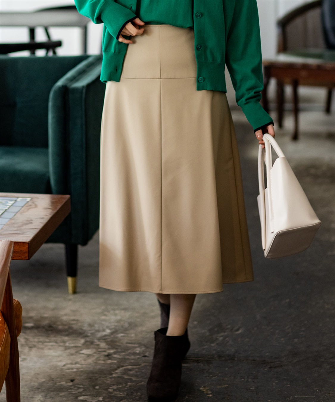 Petit Honfleur フェイクレザースカート_main