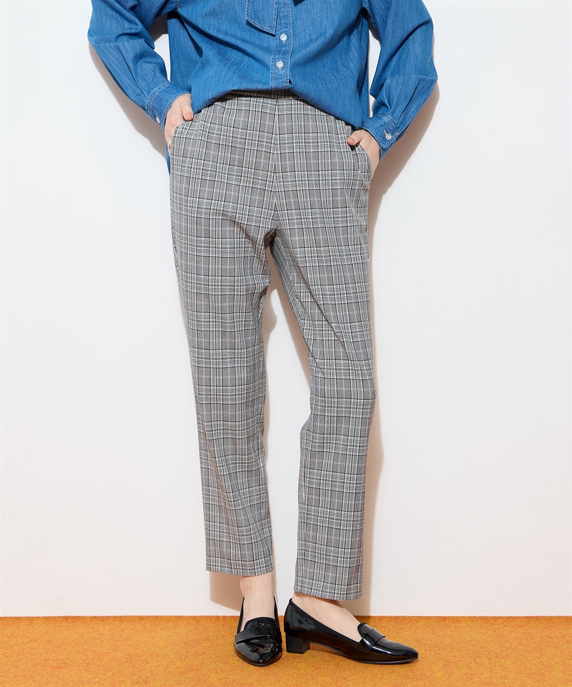 Petit Honfleur 【すご楽シリーズ】ストレッチテーパードパンツ_variation_1