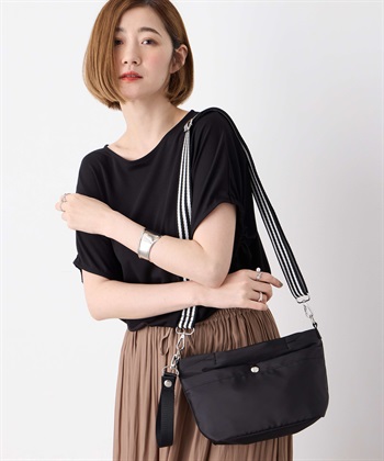 バイカラーショルダーバッグ(ブラック-フリー)