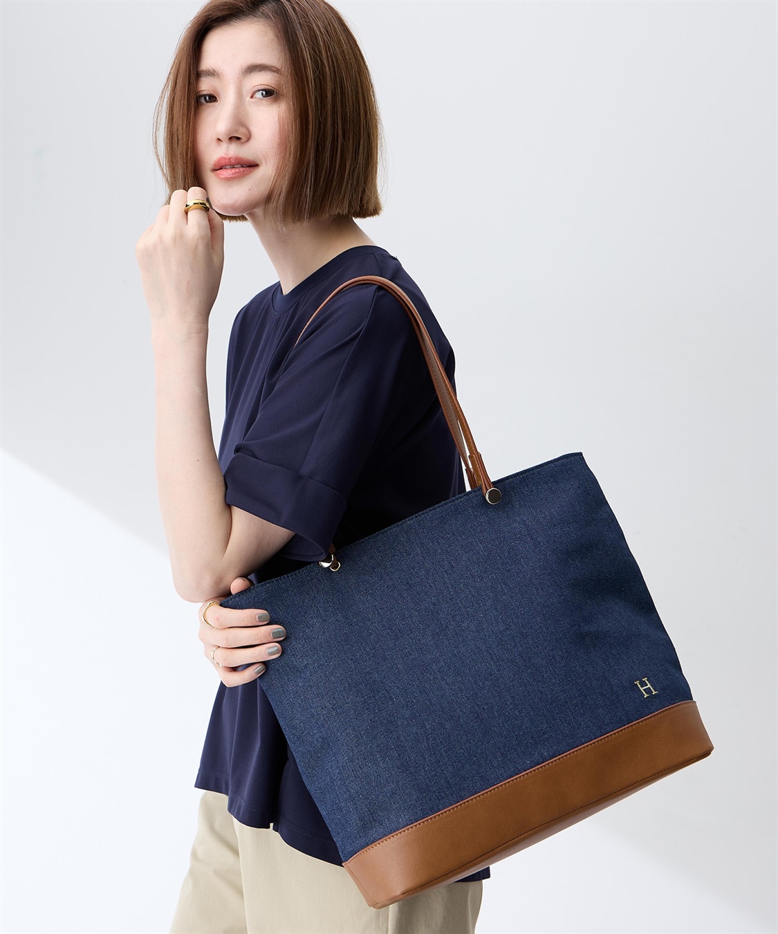Petit Honfleur フェイクレザー&amp;デニムトートバッグ【A4収納可能】_variation_2