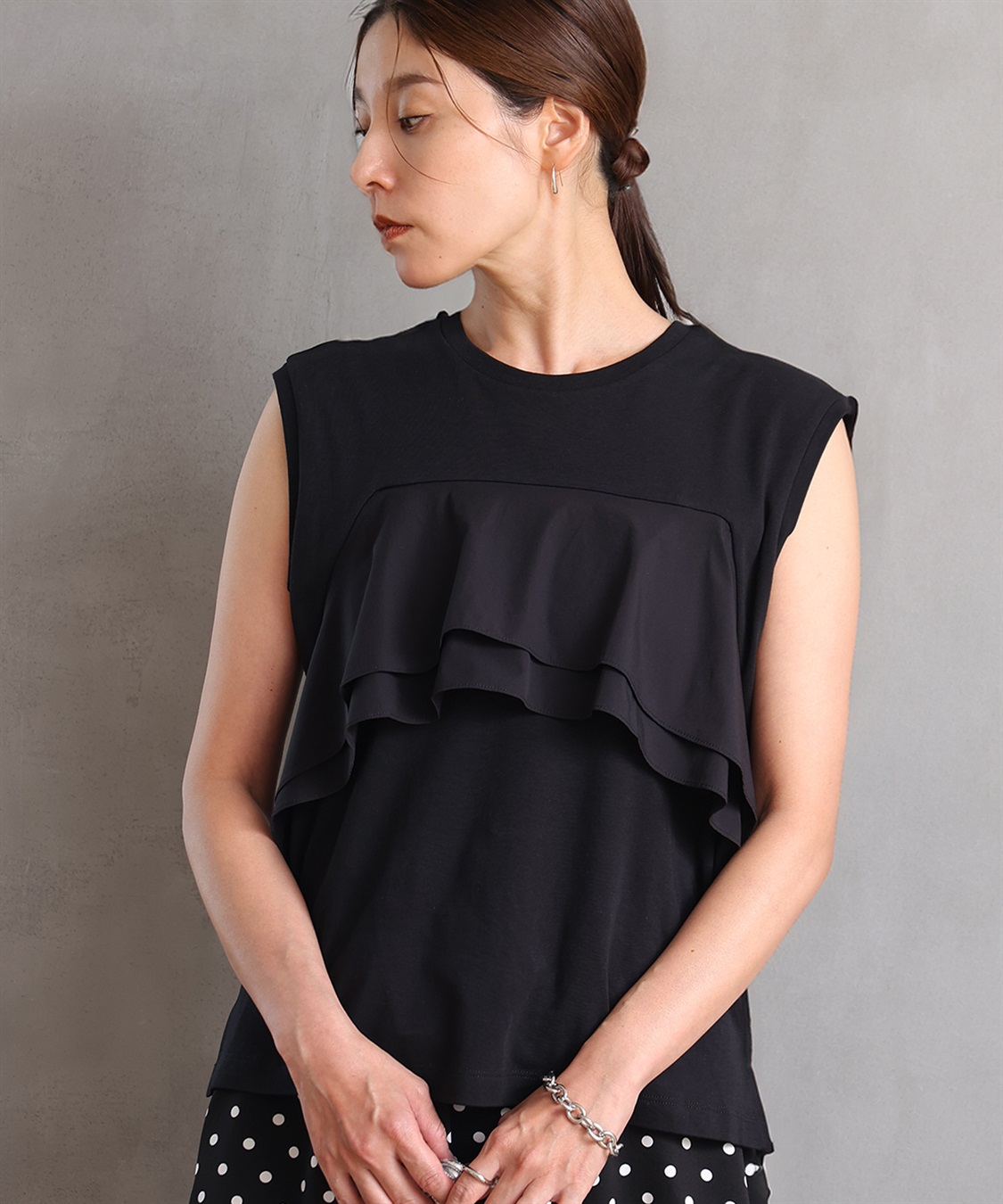 ONE‘S TRUE フリルドッキングプルオーバー_main