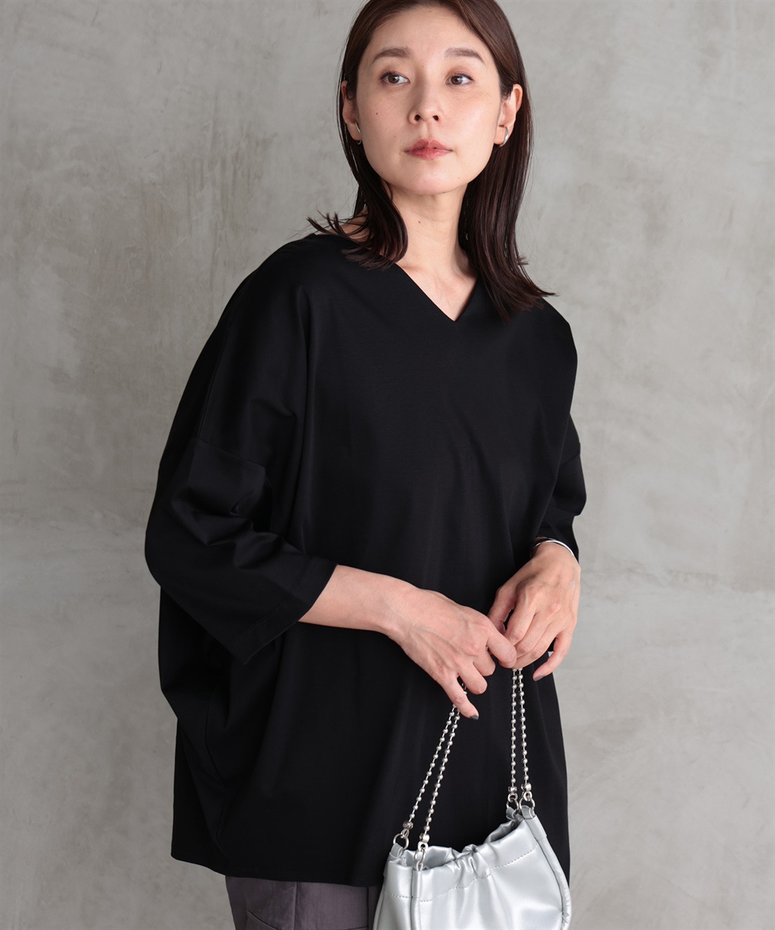 ONE‘S TRUE Vネックオーバープルオーバー_variation_1