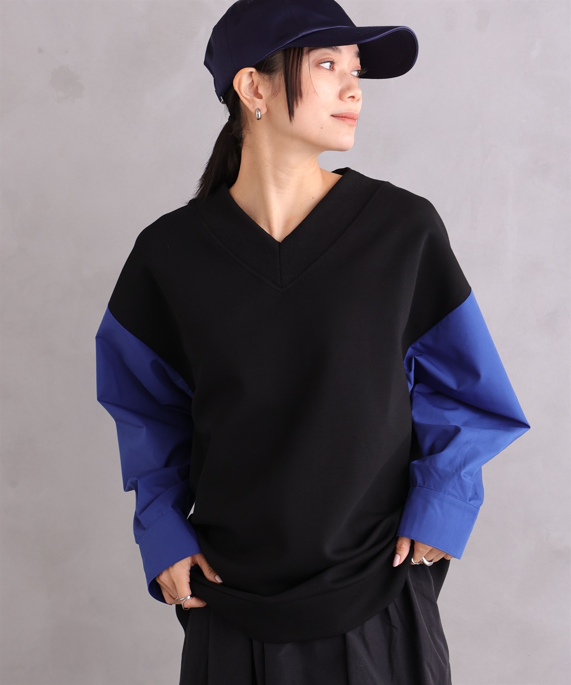 ONE‘S TRUE Vネックスポーティープルオーバー_variation_1