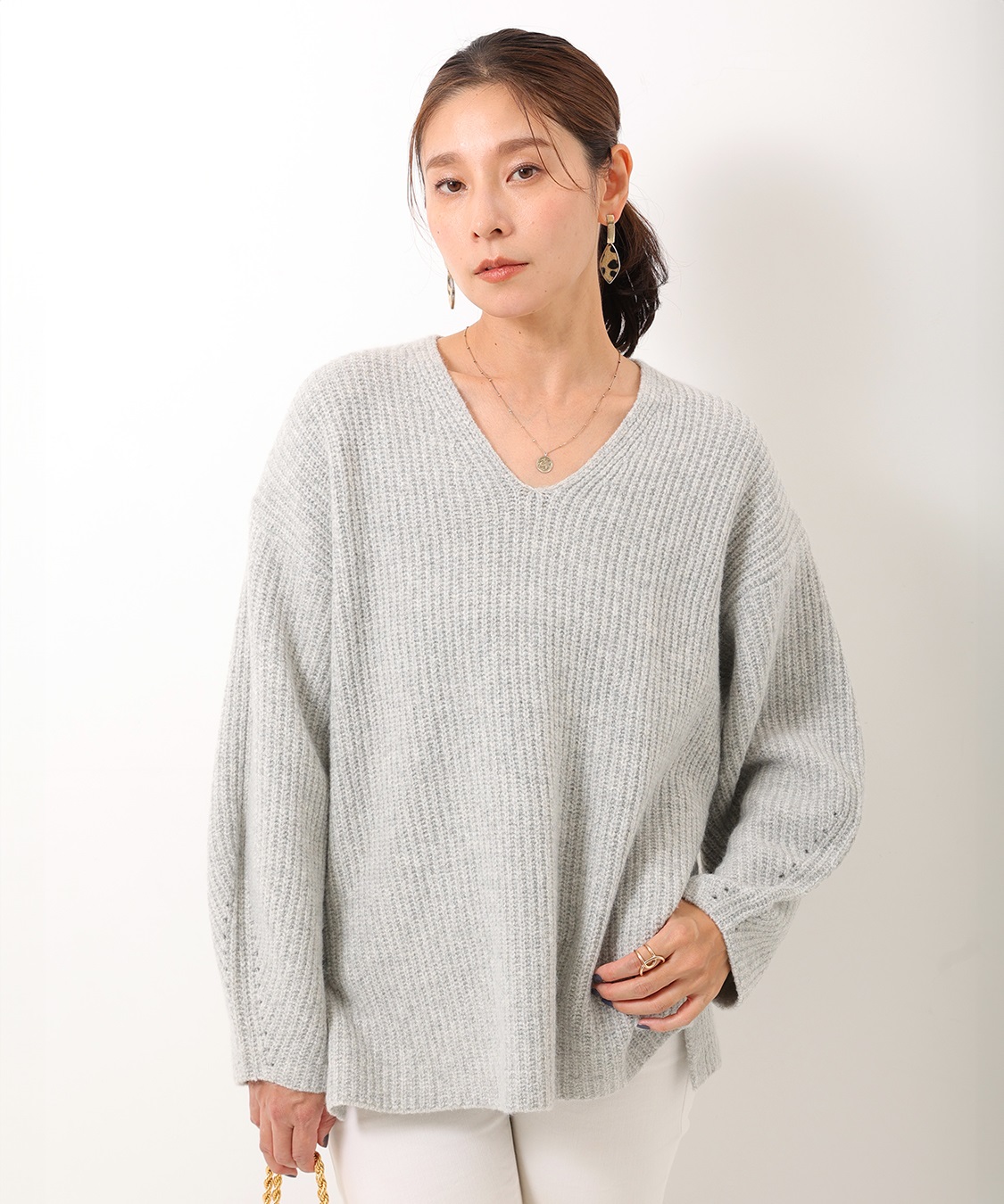 ONE‘S TRUE Vネックプルオーバー_variation_1