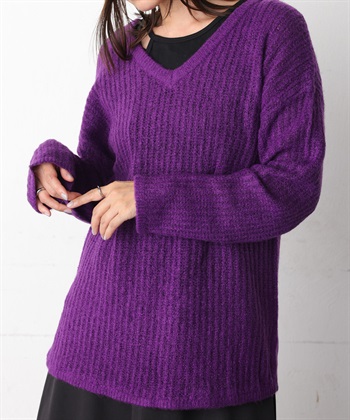 ONE‘S TRUE Vネックシアーニットプルオーバー_variationthumb_3