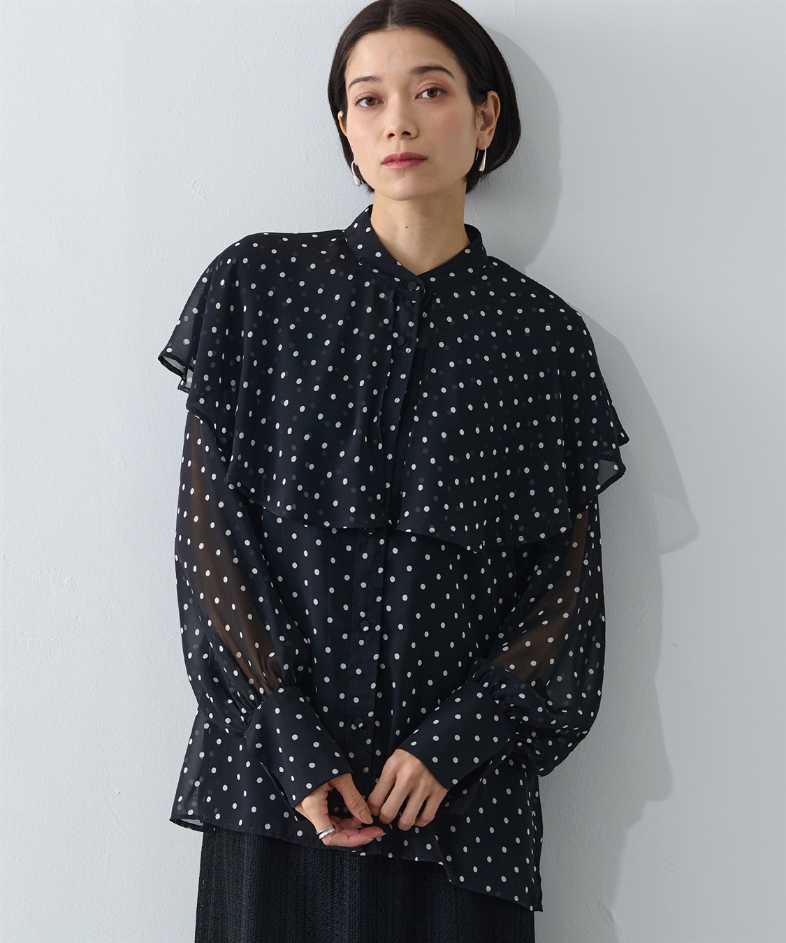 ONE‘S TRUE フリルブラウス_main