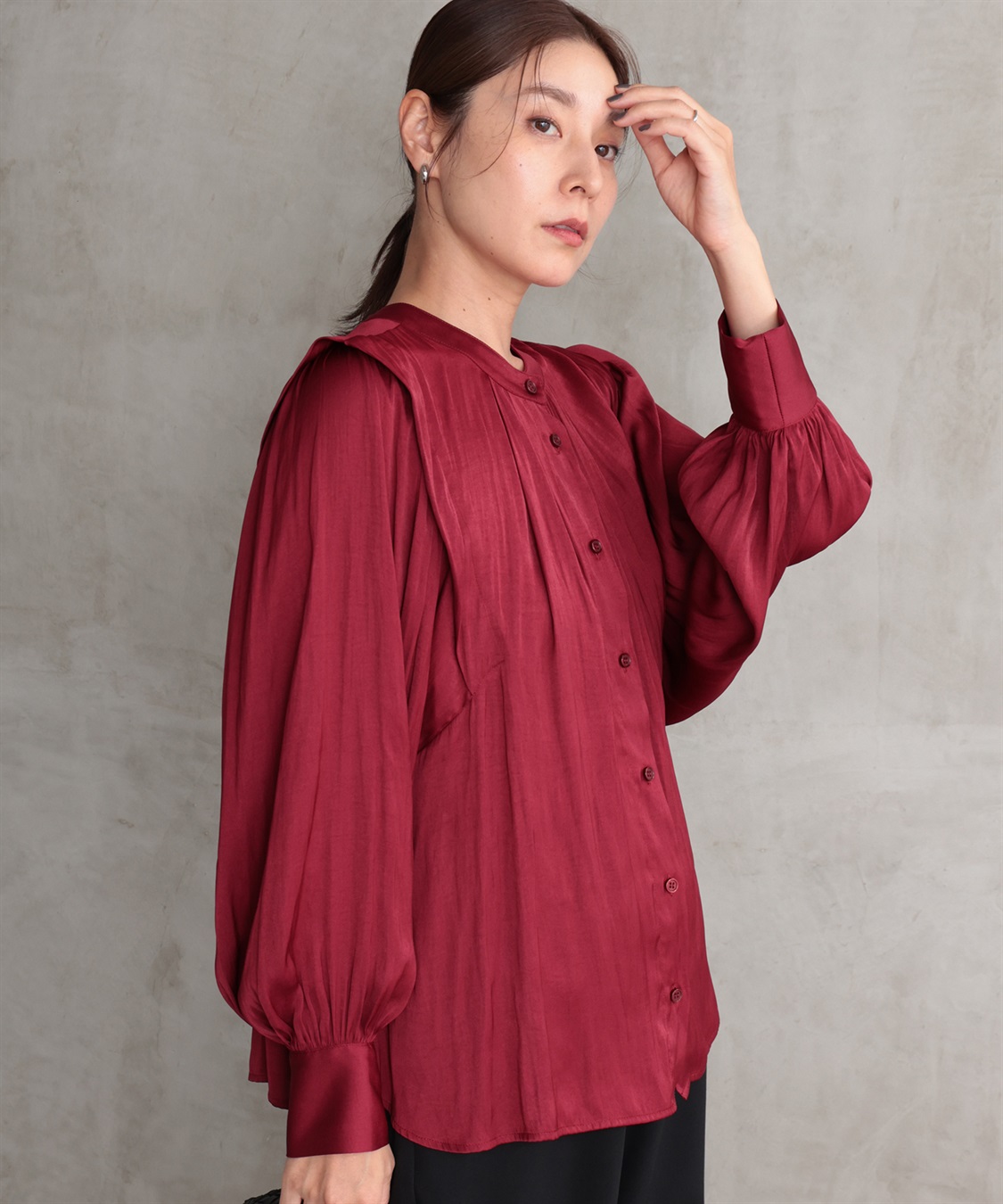 ONE‘S TRUE ２WAYタックショルダーブラウス_variation_3