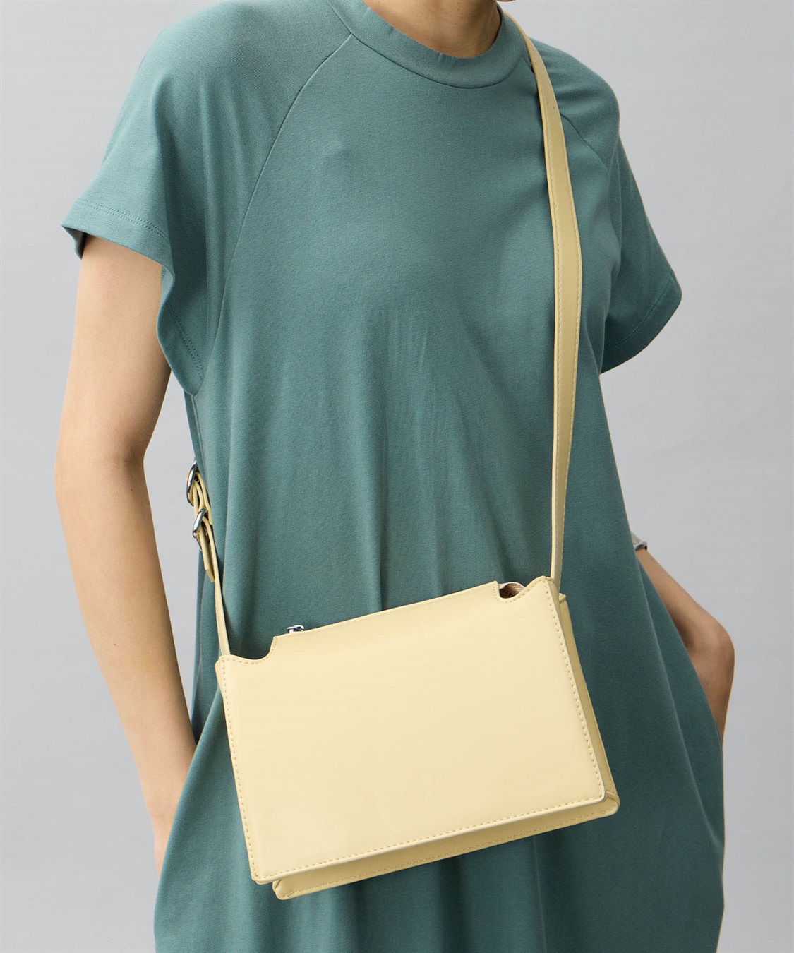 ONE‘S TRUE 合皮ミニショルダーBAG_main