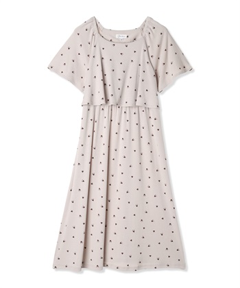 リブハート柄プリントワンピースパジャマ(産前・産後対応 マタニティ＆授乳服 ルームウェア)(オフベージュ-Ｍ)