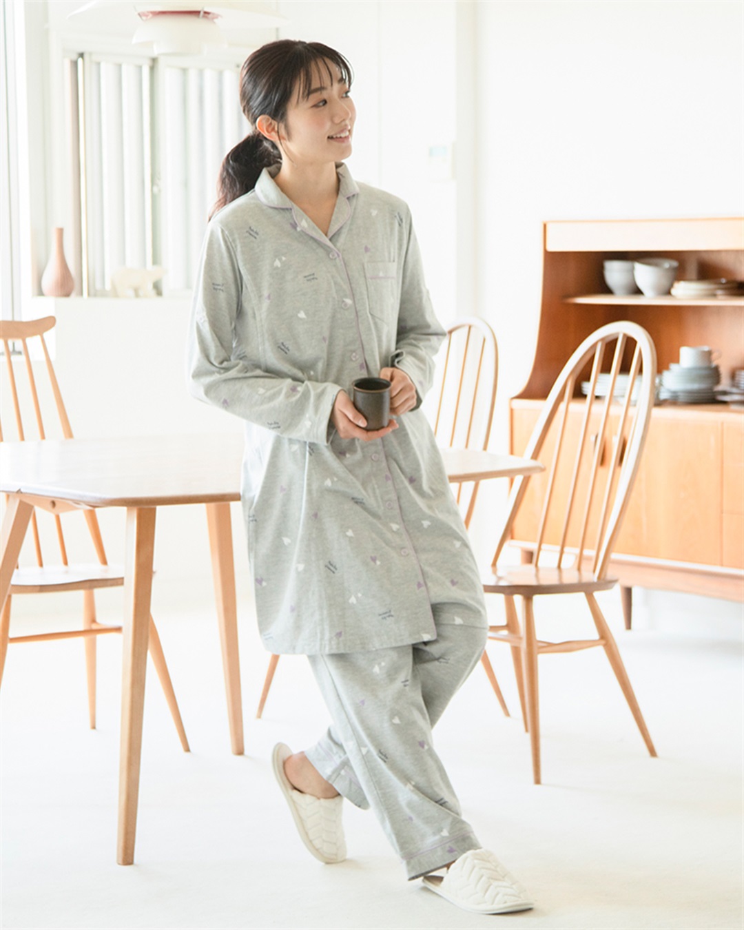 Rosemadame 天竺襟付き授乳口付きパジャマ　長袖 ロールアップ 着丈90cm 綿混 シンプル ポケット付き　マタニティパジャマ　maman et bebe(ママンエベベ)（マタニティ/授乳服）入院準備 出産準備 産_variation_1