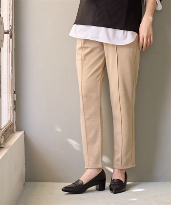 裏起毛らくちんテーパードパンツ(マタニティ/産前・産後対応)(ベージュ-Ｍ)