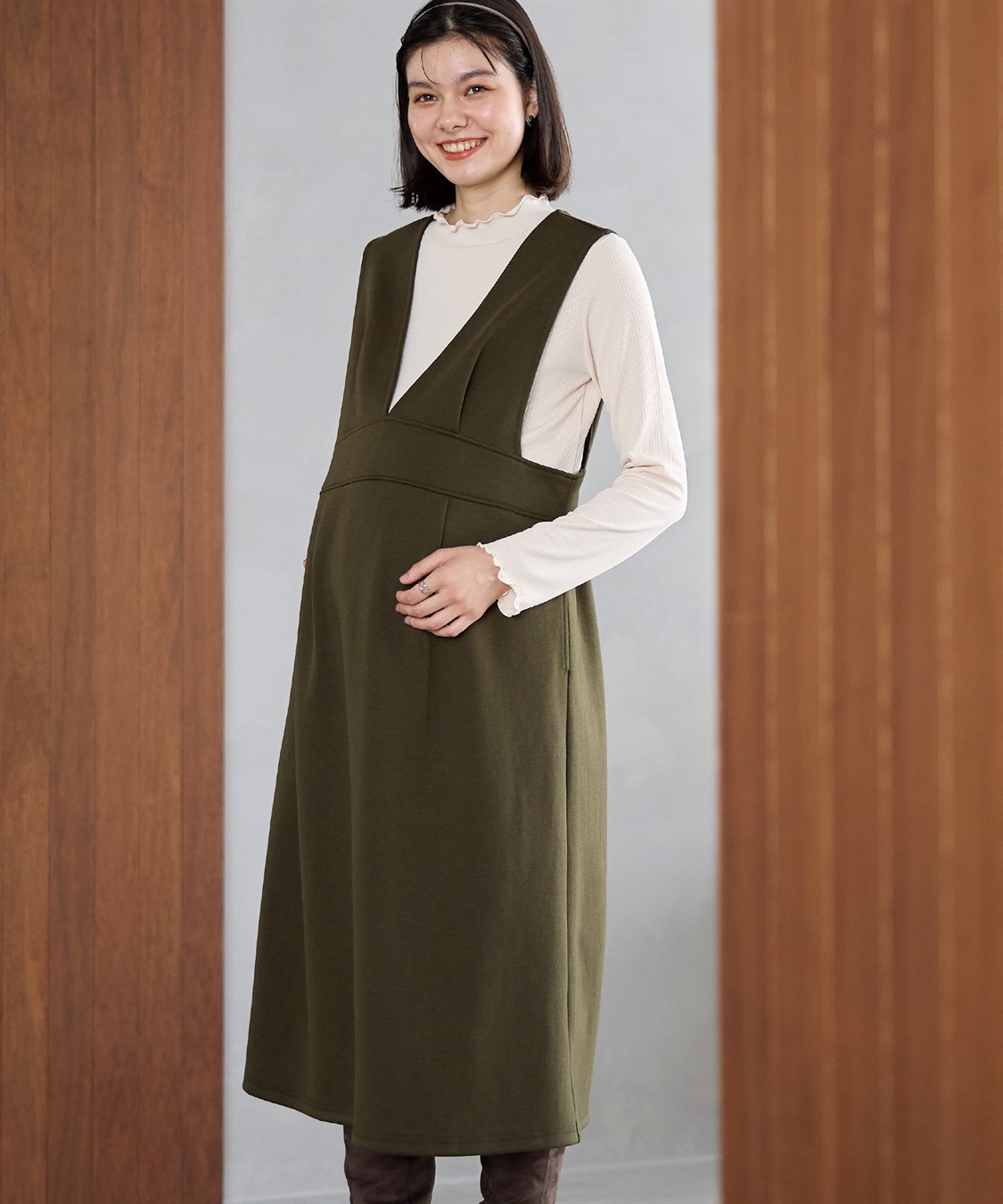 Rosemadame 【セットアイテム】Vネックダンボールワンピース×メロウフリルプチハイネックカットソー ジャンパースカートドレス アンサンブル(マタニティ/授乳服）授乳口付き 授乳楽々 妊婦服 産前・産後対応_variation_3