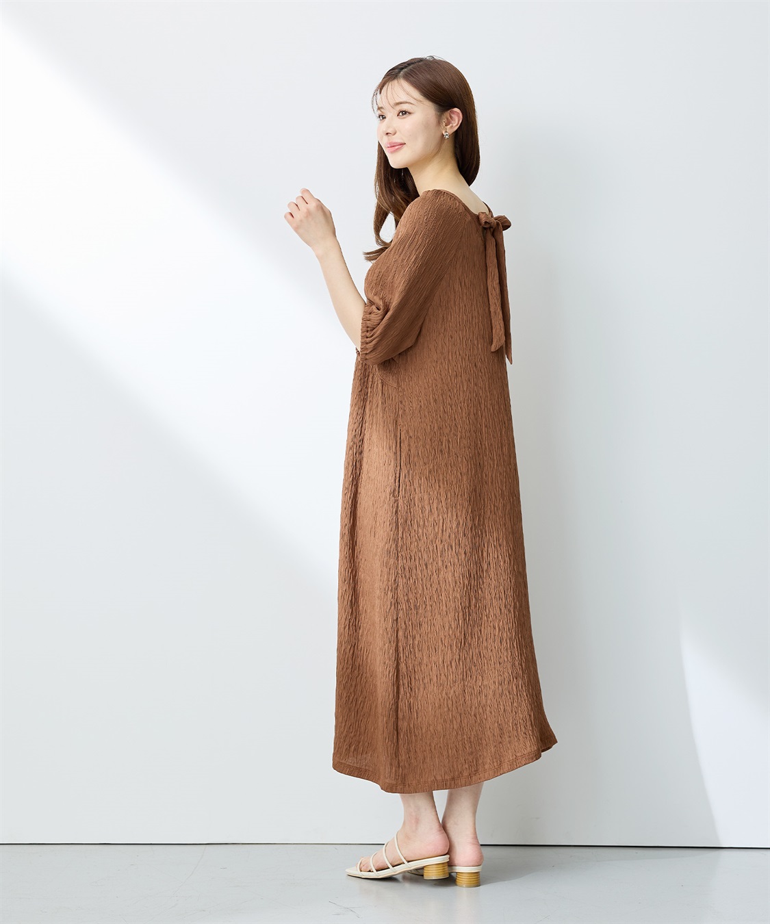 honono 袖リボンスクエアワンピース Brown マタニティ 授乳 さや