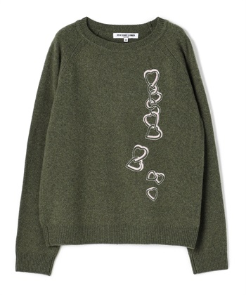 ハート刺繍クルーネックニット(カーキ-9号)