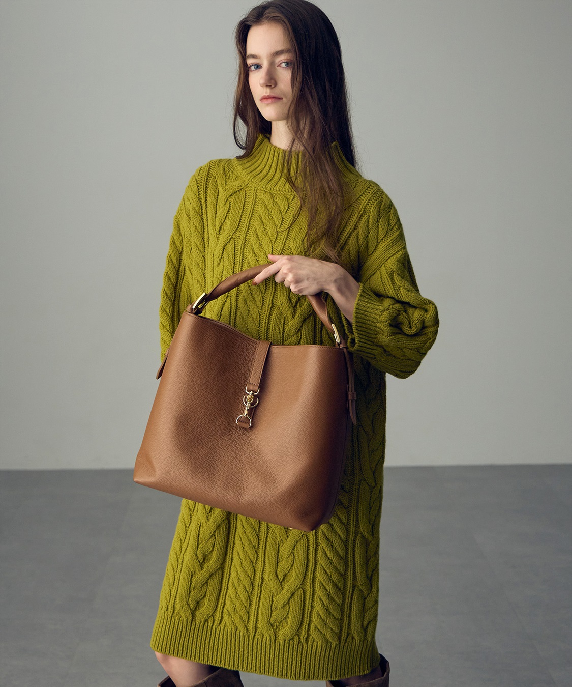 ベルト留めデザインハンドバッグ 49AV JUNKO SHIMADA｜クロスプラス