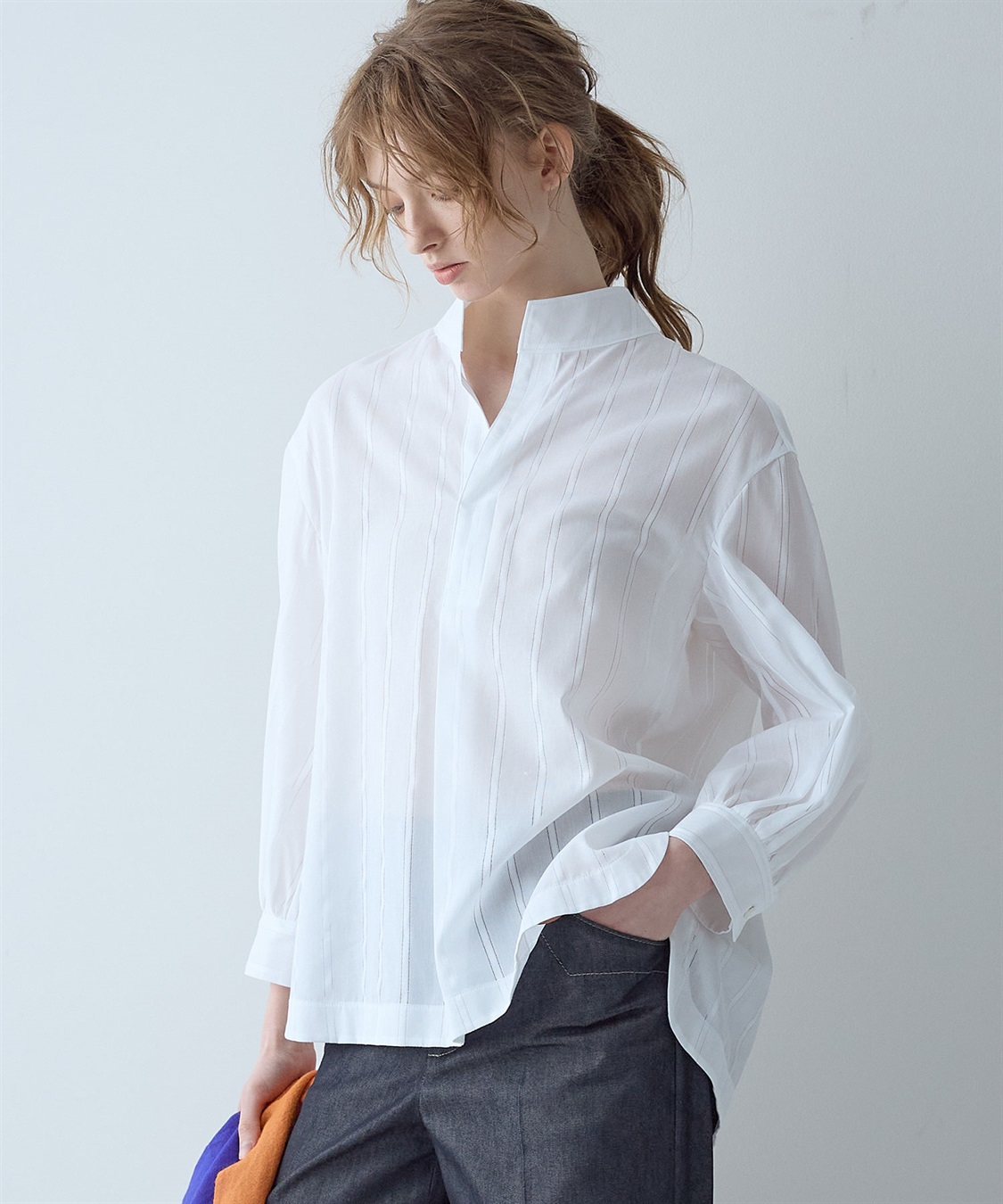 ストライプ柄スキッパーブラウス 49AV.junko shimada|クロス ストライプ柄スキッパーブラウス 49AV.junko shimada|クロス