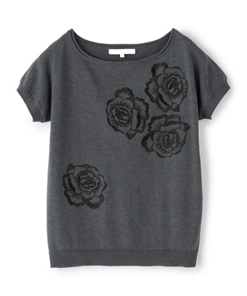 ローズ刺繍半袖ラウンドネックニット(チャコール-9号)