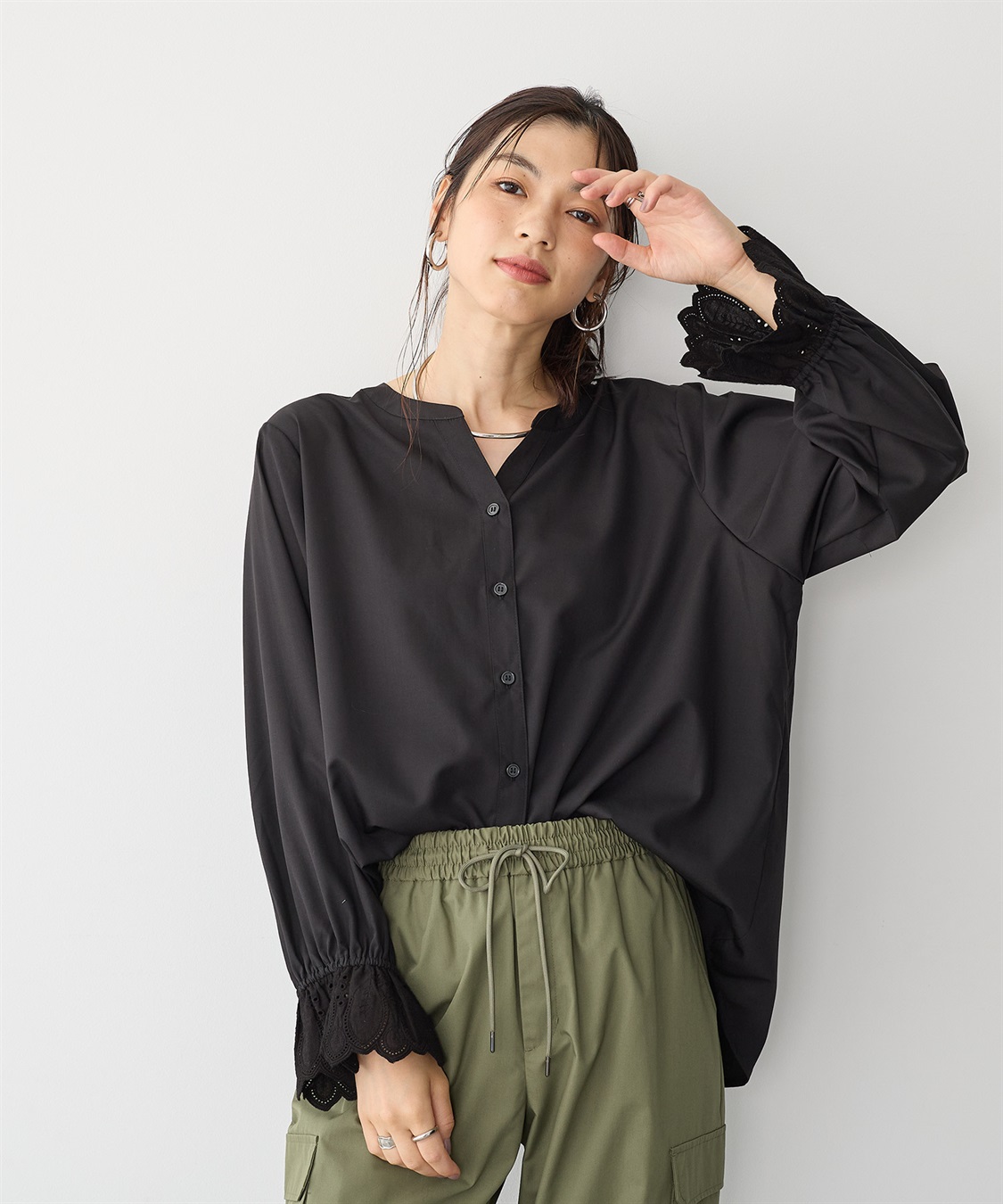 anyfee 【anyfee/プラスサイズ】袖口レースノーカラーブラウス_main