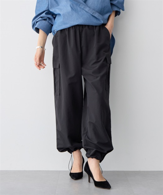 pois ポワ　サテンジョガーパンツ　ブラック SNS話題Pois ポワsatin jogger pants【beige】