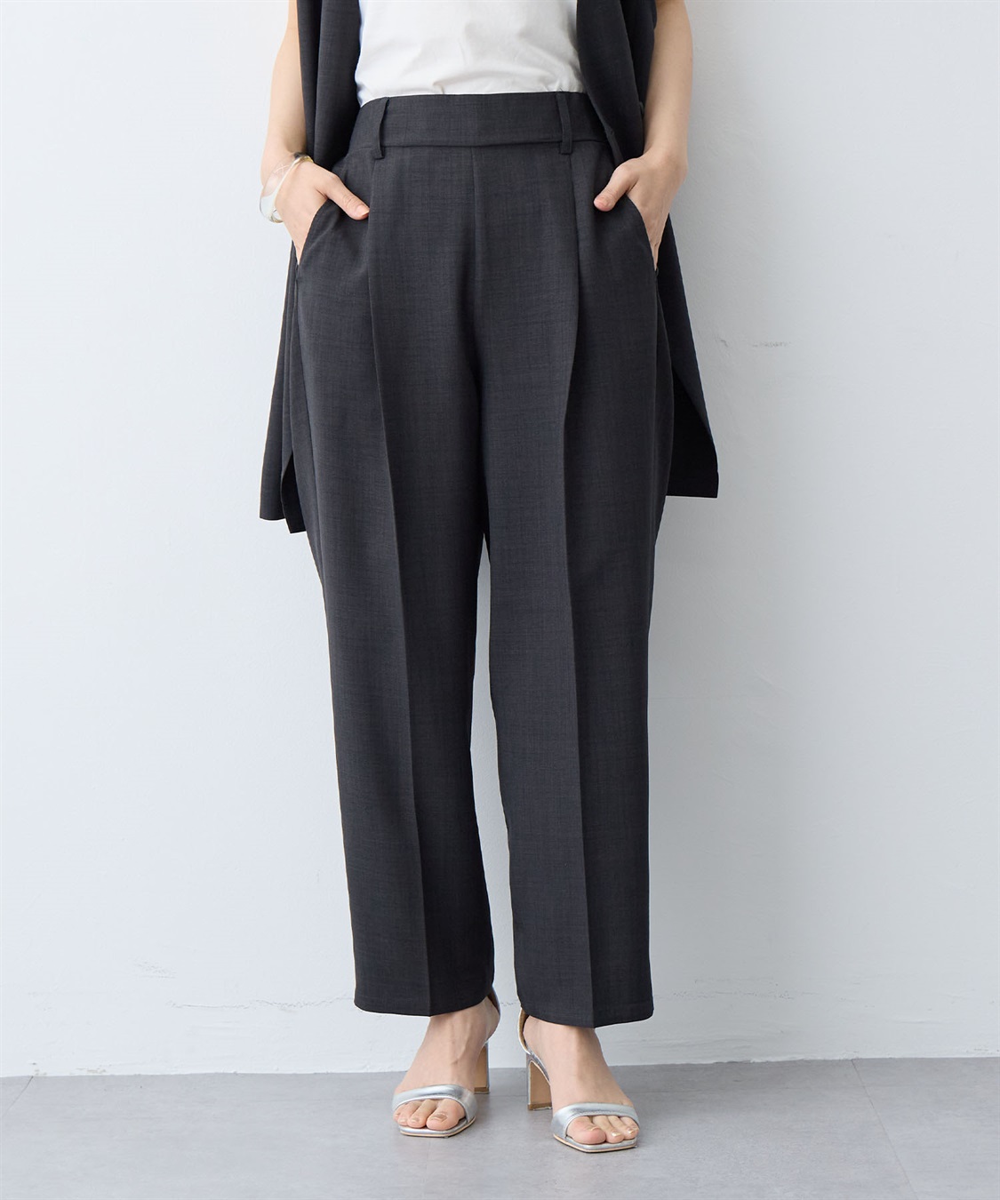 anyfee 【anyfee/大きいサイズ】リネン調テーパードパンツ《接触冷感 ・UVカット・イージーケア 》_main