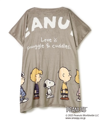 【PEANUTS/ピーナッツ】スヌーピーと仲間たち あったか着るフリースウェア(ベージュ-FREE)