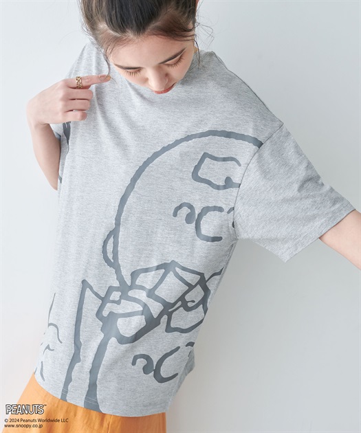 【PEANUTS/ピーナッツ】スヌーピーキャラクタープリントTシャツ