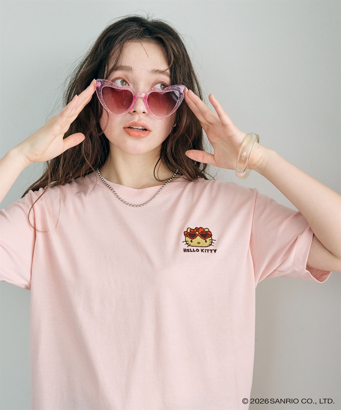 Life Style by cross marche 【sanrio characters】HELLO KITTY/日焼けキティ半袖Tシャツ《サンリオキャラクターズ》_main