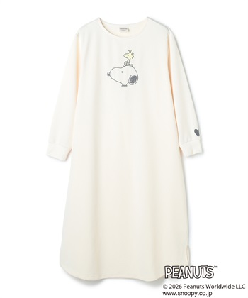 【PEANUTS/ピーナッツ】SNOOPY/スヌーピーワッフル刺繍ルームウェアワンピース/パジャマ（2026SS）(アイボリー-M)