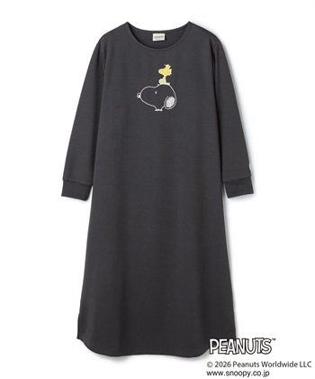 【PEANUTS/ピーナッツ】SNOOPY/スヌーピーワッフル刺繍ルームウェアワンピース/パジャマ（2026SS）(チャコール-M)