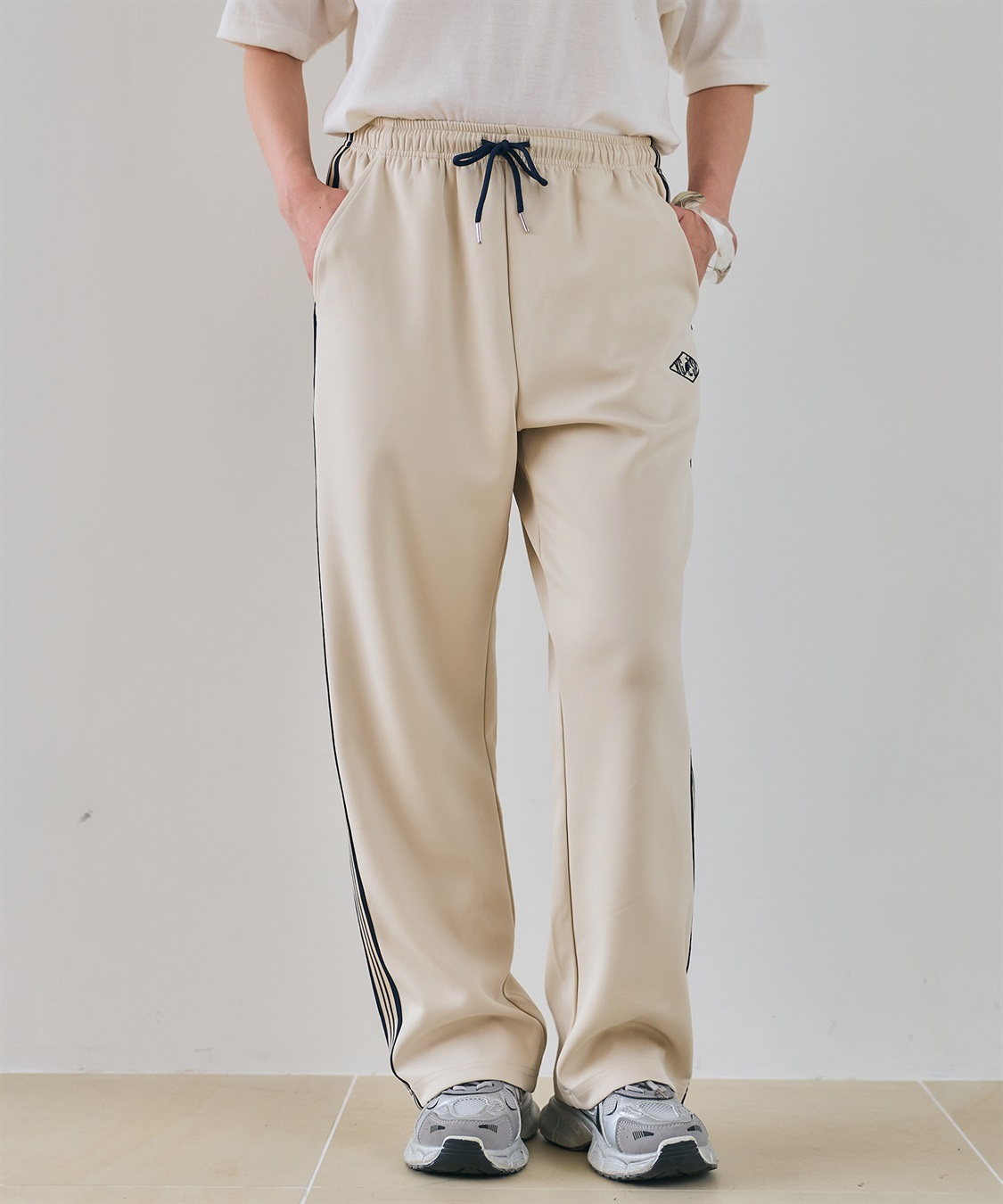 Life Style by cross marche 【KANGOL SPORT】サイドライントラックパンツ《UV対策・ストレッチ・ジャージ》◆新色追加◆_variation_6