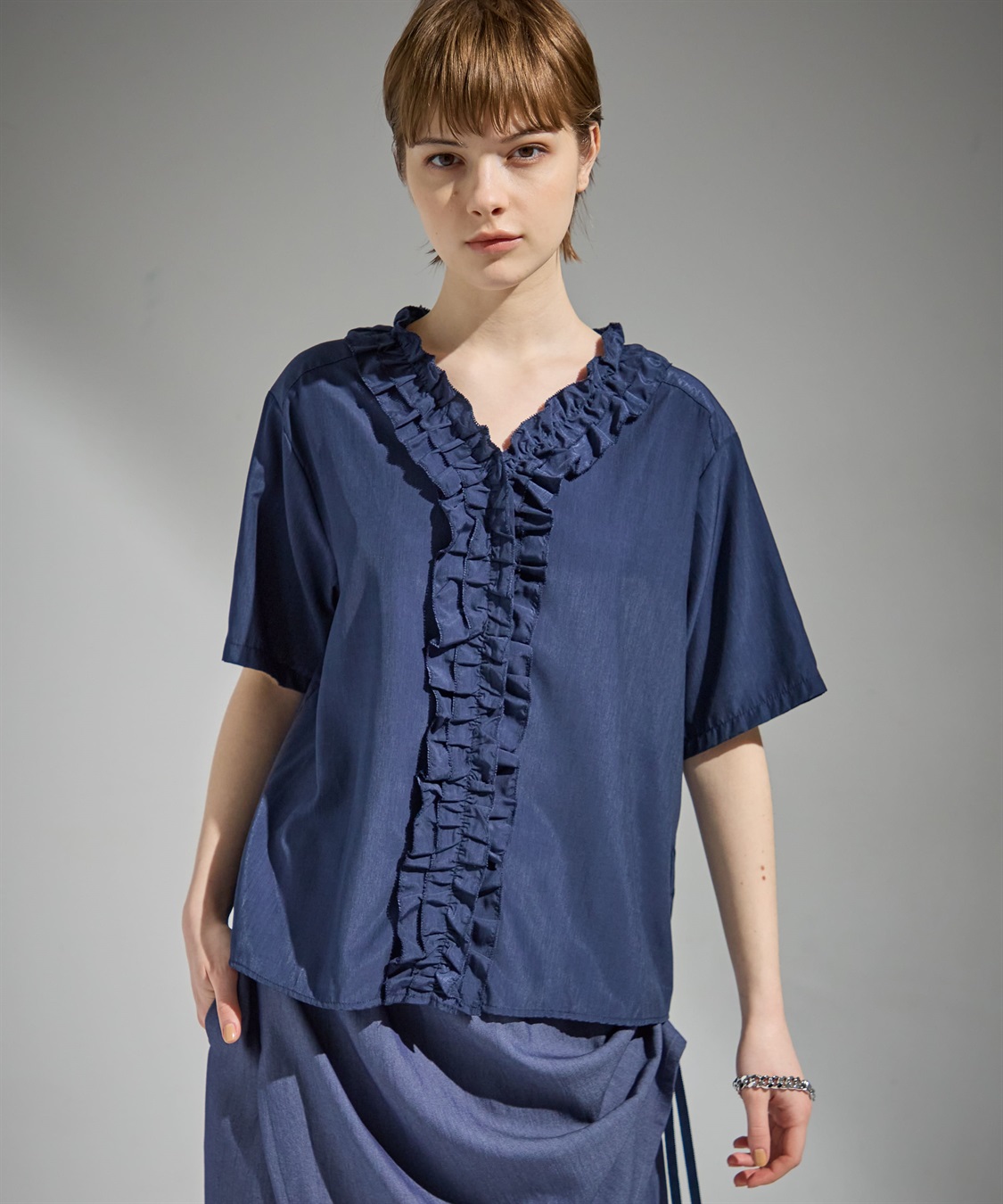 ATSURO TAYAMA Vネックフリルブラウス_main