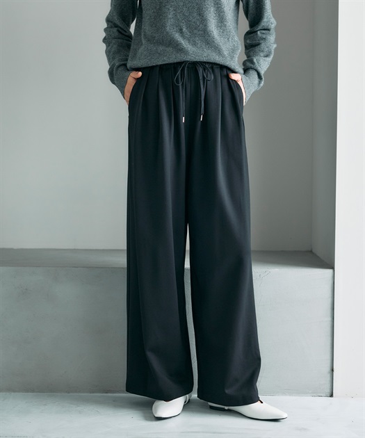 OHGA 新品未使用タグ付き　チノ風ワイドパンツ フロSサイズ OHGA 新品未使用タグ付き チノ風ワイドパンツ フロSサイズ OHGA 新品未